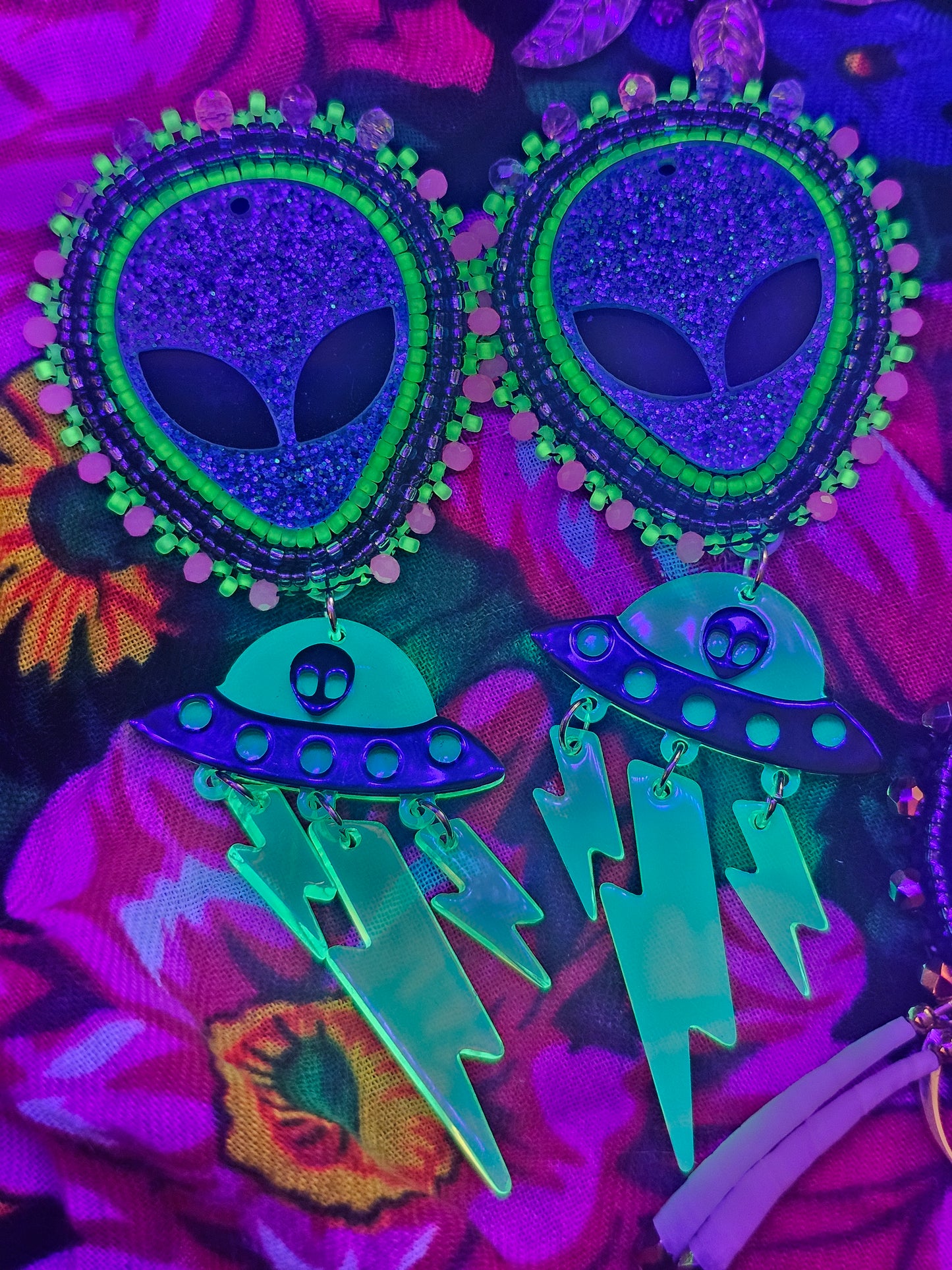 UV Blue Glitter Star Friends 👽