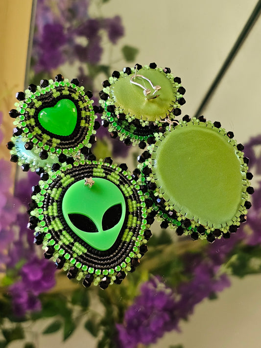 UV Green Star Friends 👽