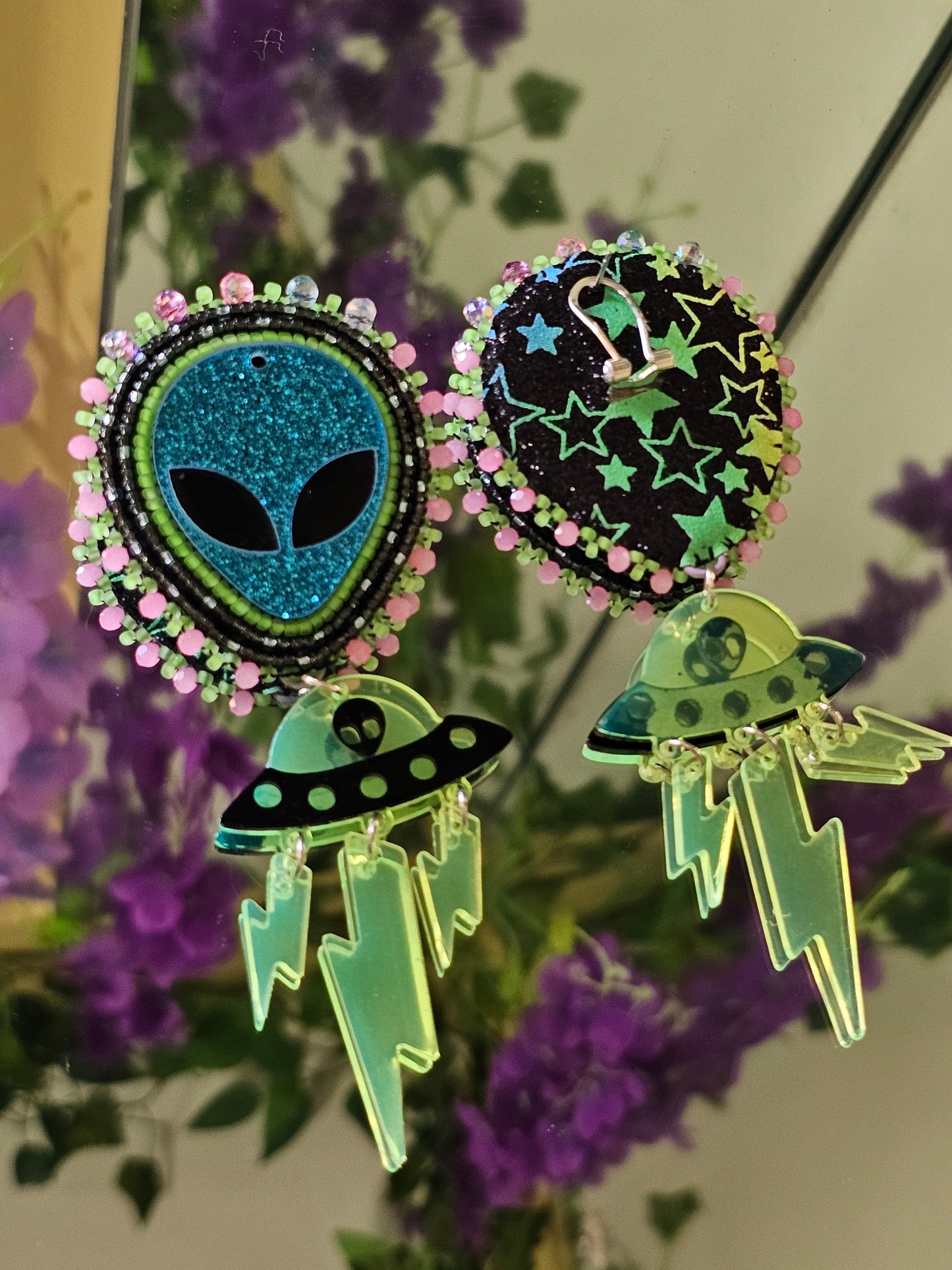 UV Blue Glitter Star Friends 👽